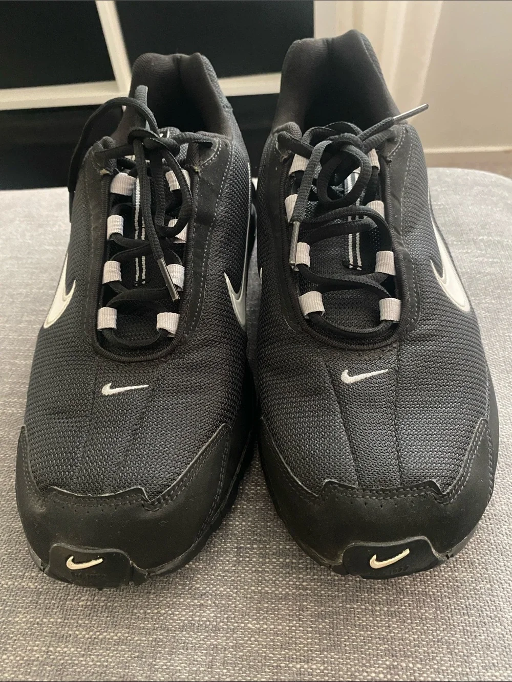 Nike Men’s Black with White Air Max Torch 3 Running Shoes 14